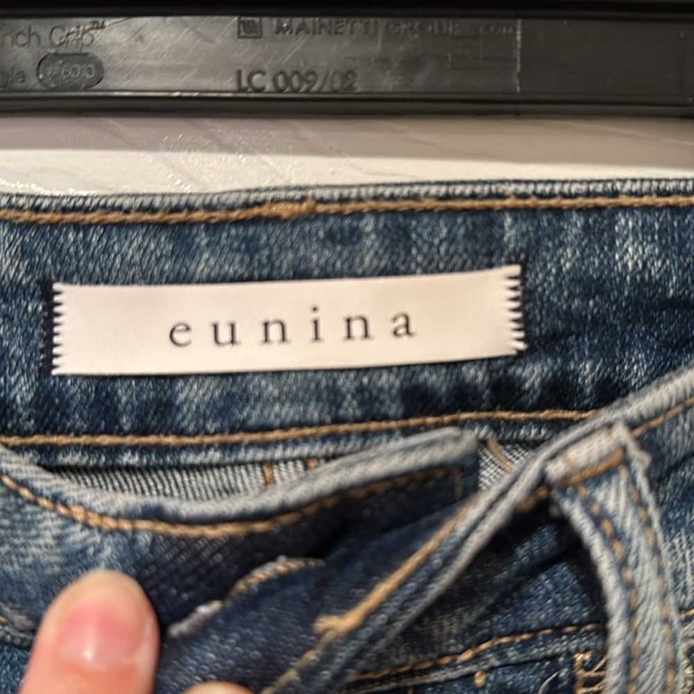 Jeans - Picture 2 of 3